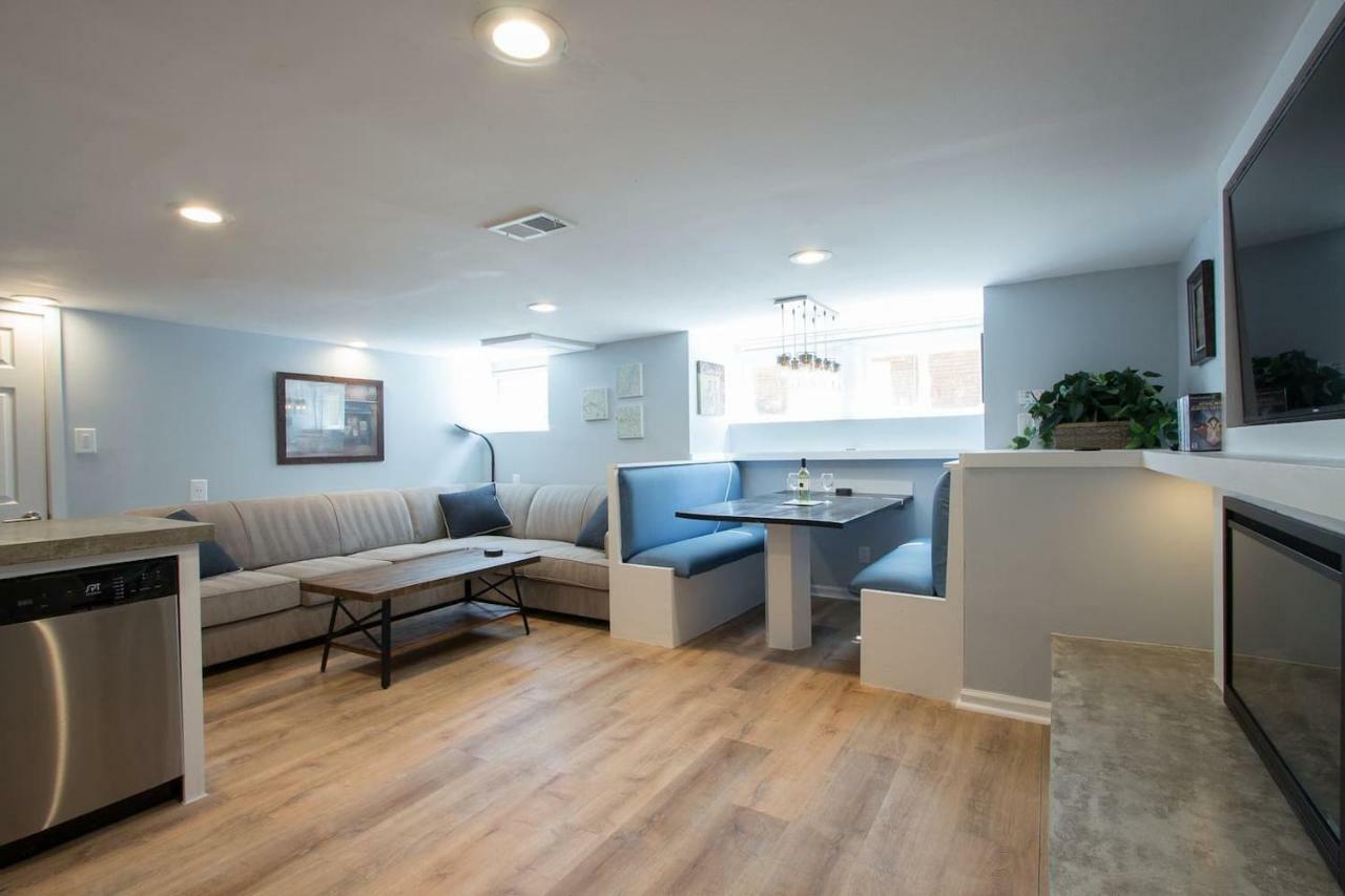 Luxury 2 Bedroom Apartment W/ Free Parking 워싱턴 외부 사진